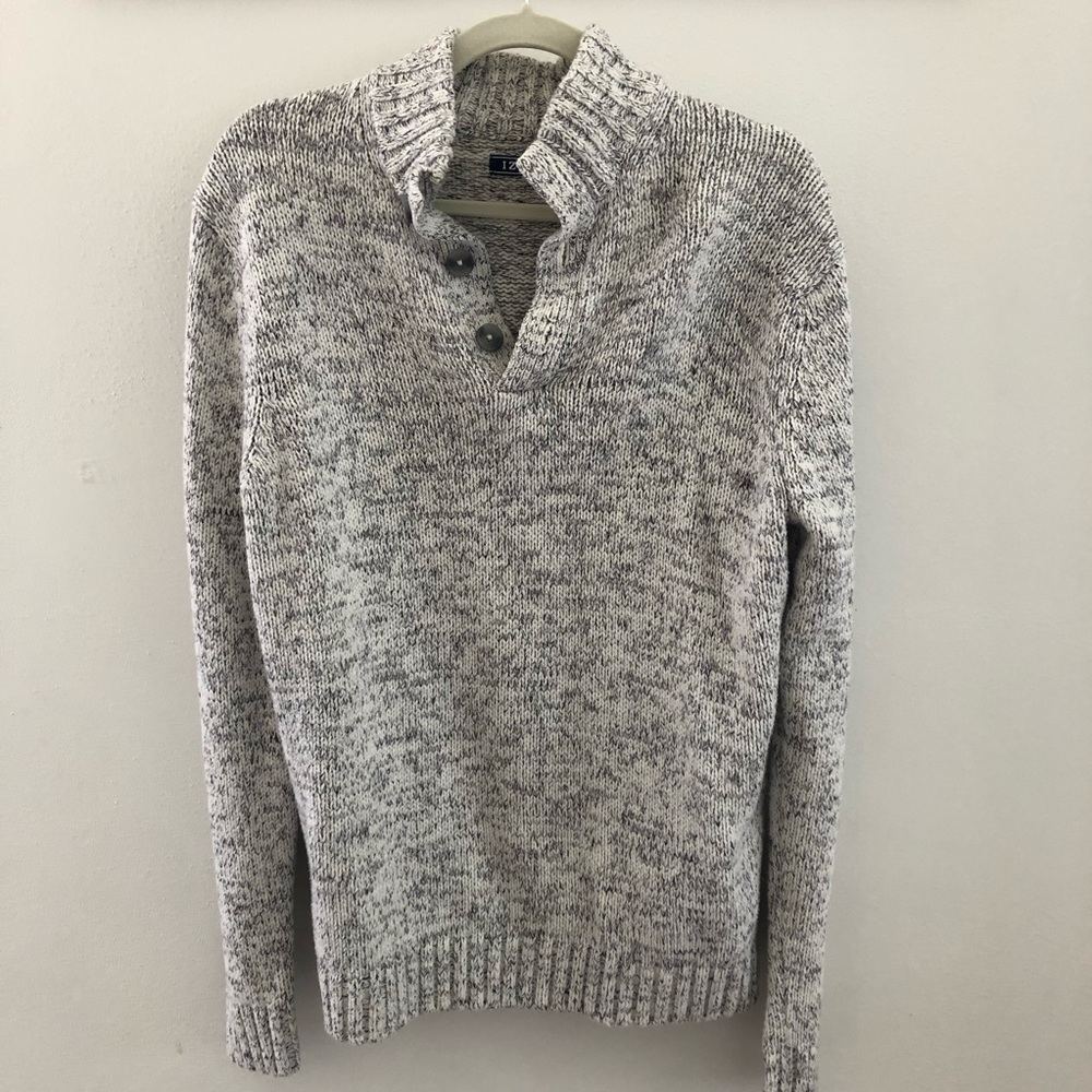 IZOD Menβs Button Mock Sweater